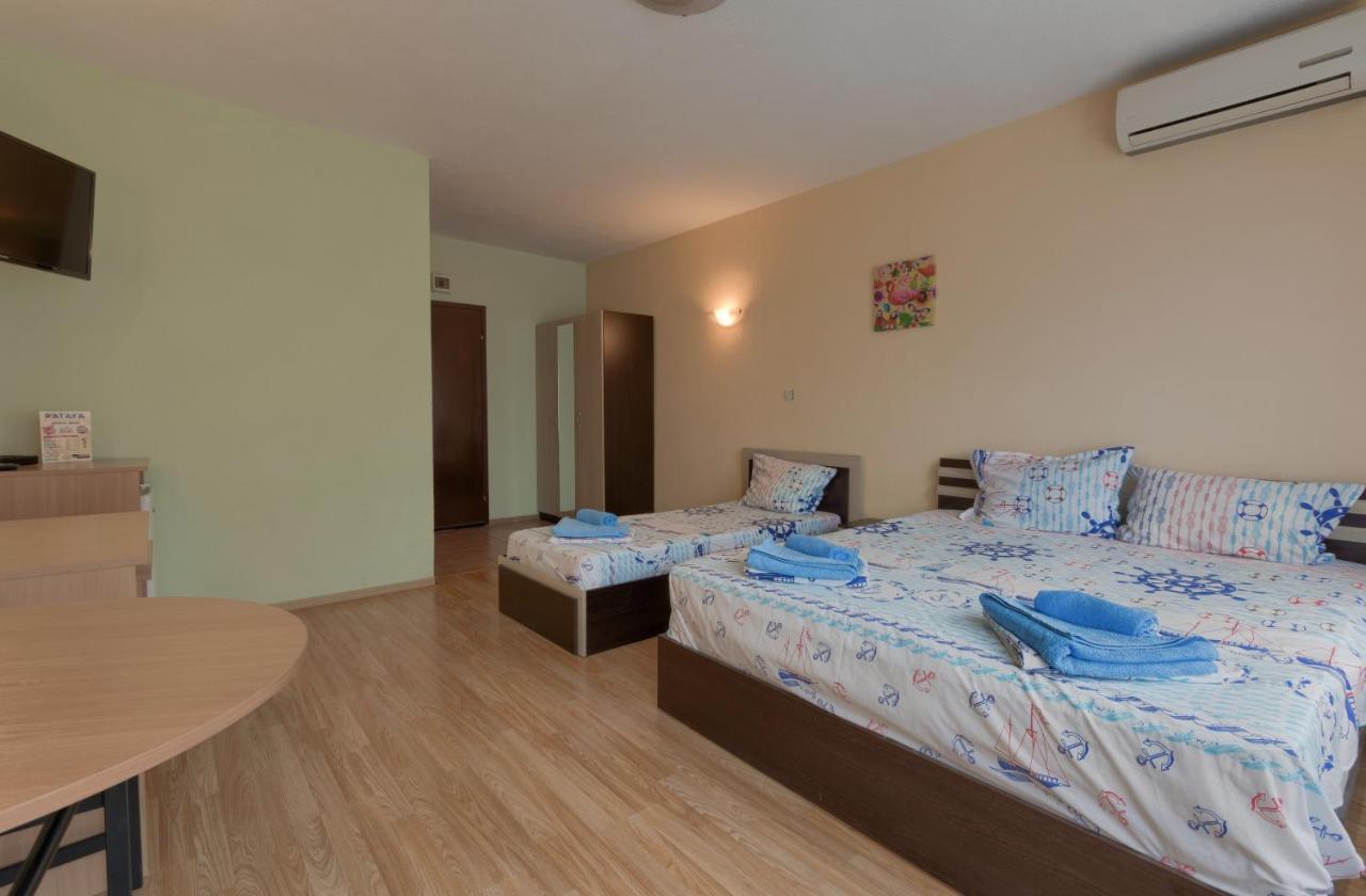 Kazlarov Guest House Kiten  Kültér fotó