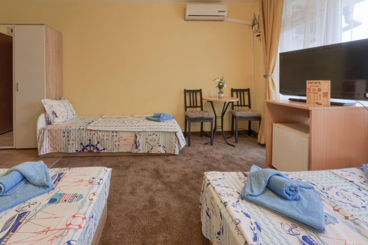 Kazlarov Guest House Kiten  Kültér fotó