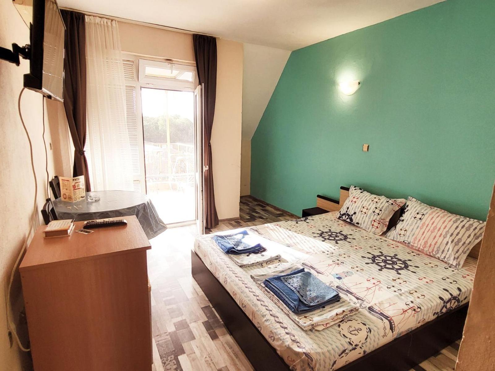 Kazlarov Guest House Kiten  Kültér fotó