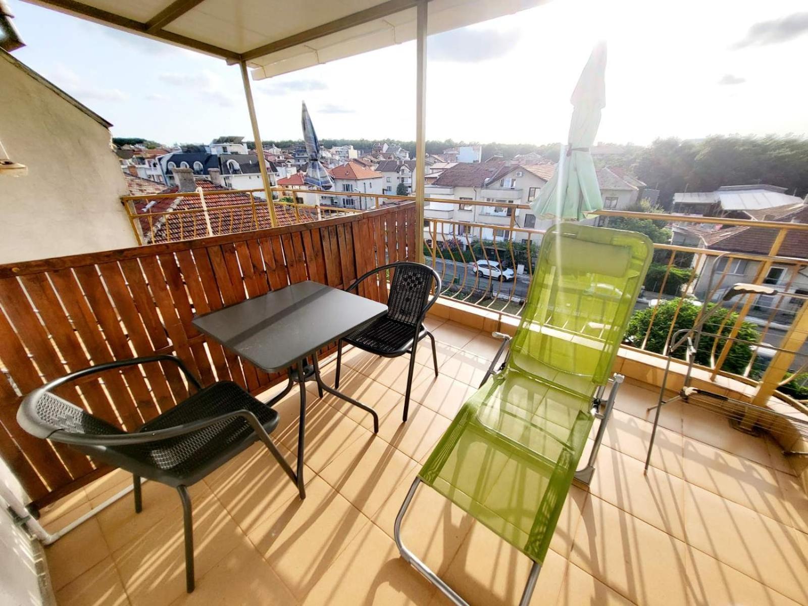 Kazlarov Guest House Kiten  Kültér fotó