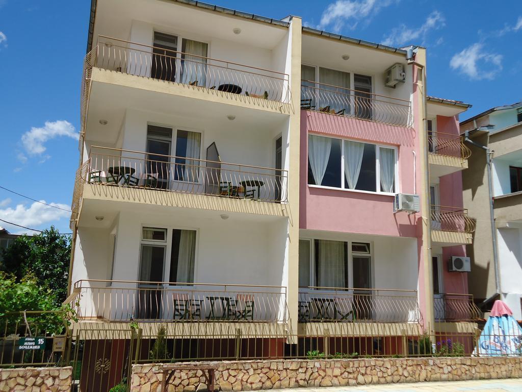 Kazlarov Guest House Kiten  Kültér fotó