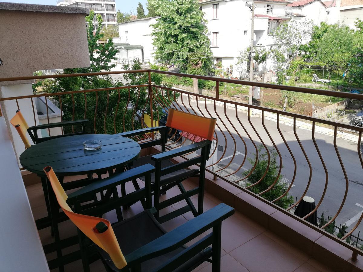 Kazlarov Guest House Kiten  Kültér fotó